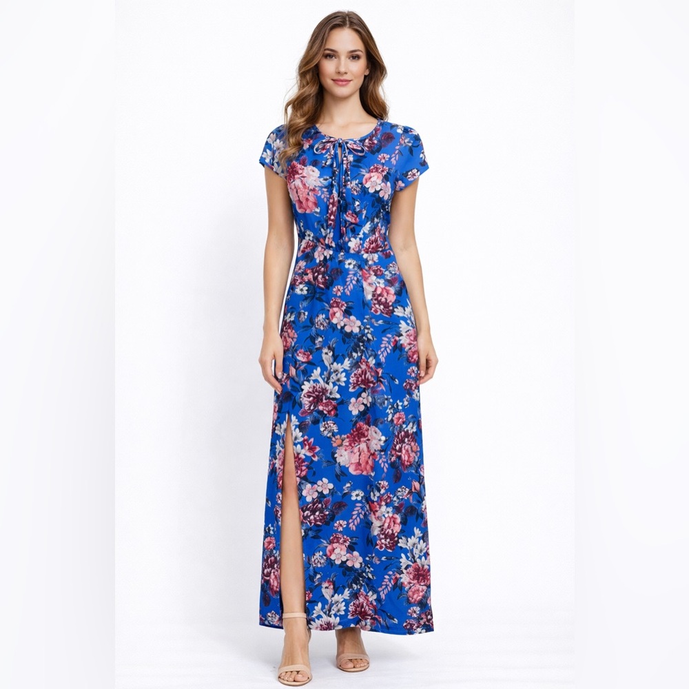 NWOT: Floral Maxi Dress